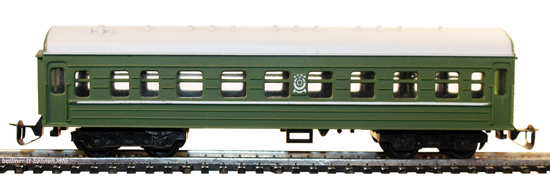 4-achs Reisezug-Weitstreckenwagen CCCP  grün