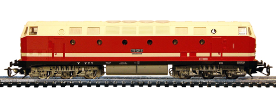 02551 Diesellokomotive BR 119 -125-3 DR/IV