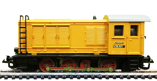 02630 Diesellokomotive V 36 -021 DR/III gelb