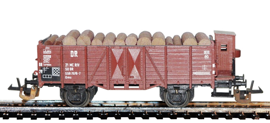 545/94 Off. Güterwagen Omu / Brhs. DR/IV mit Holzladung